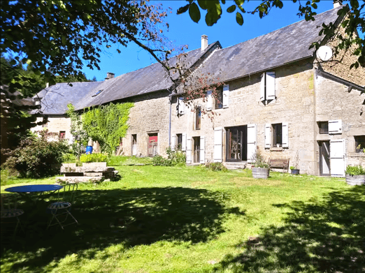 Gîte LE BEAUMONT DU LAC Longère 150m² Clévacances Beaumont du Lac 87120