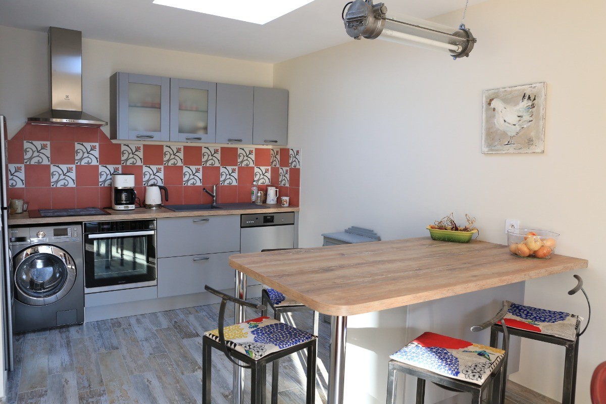 La cuisine du gite "Une anguille dans le puits" pour 4 personnes, ile d'Oléron en Charente maritime