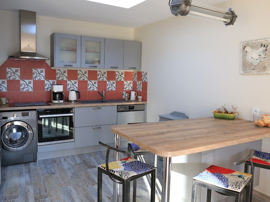 La cuisine du gite "Une anguille dans le puits" pour 4 personnes, ile d'Oléron en Charente maritime