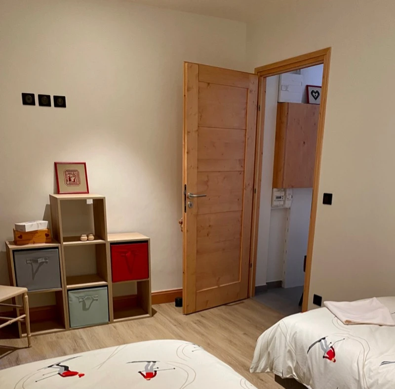 Chambre 3 : enfants,lits 90 sur 2 m, parfaite aussi pour 2 adultes