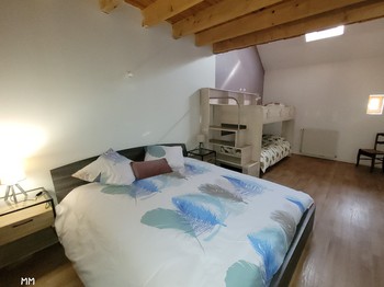 Chambre 2 - Lit 160 et 2 lits superposés 90