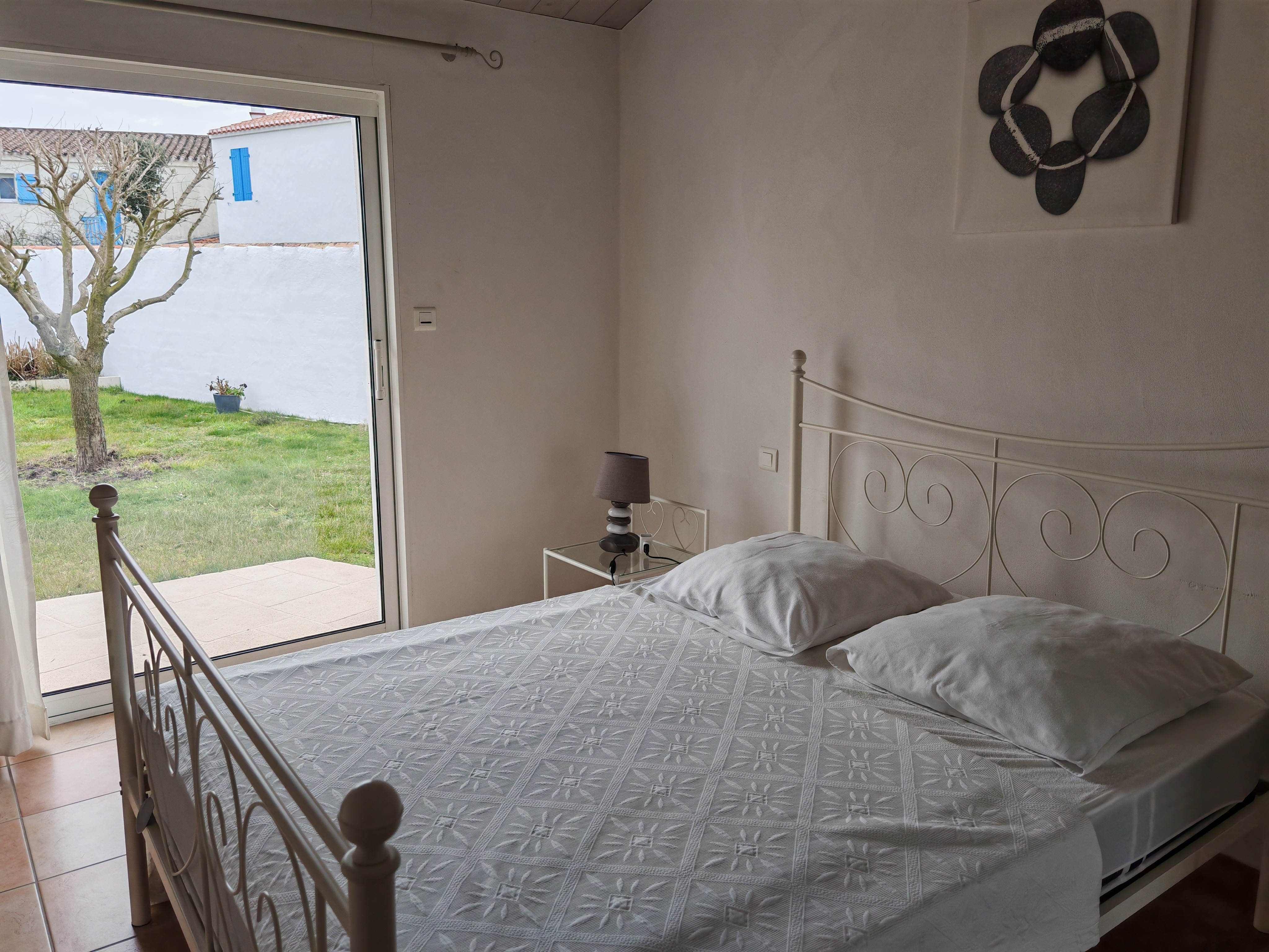 Chambre 2 avec 1 lit 140