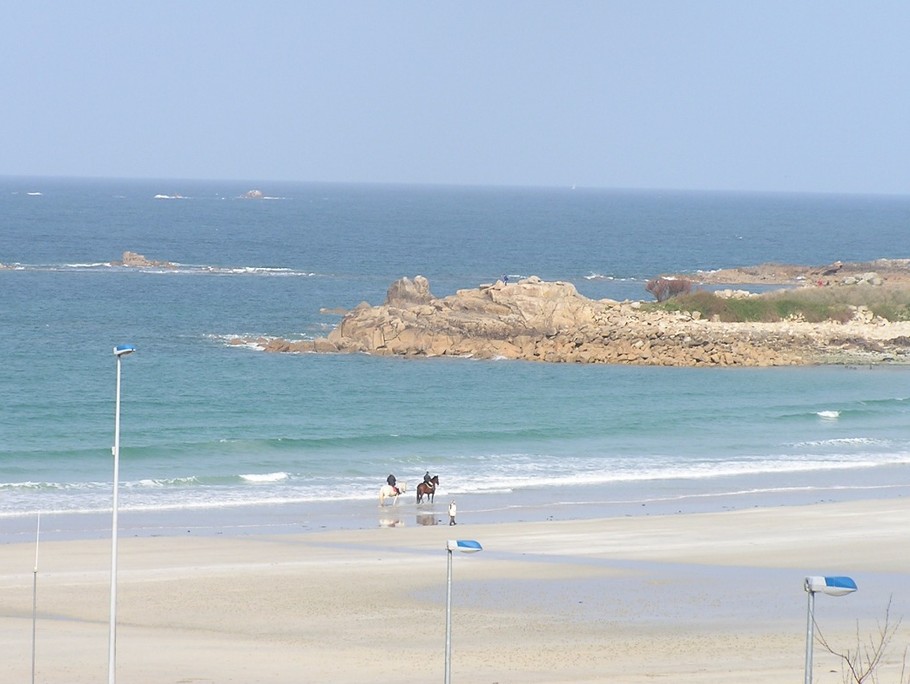 the beautiful beach of Trestel and its fine white sand