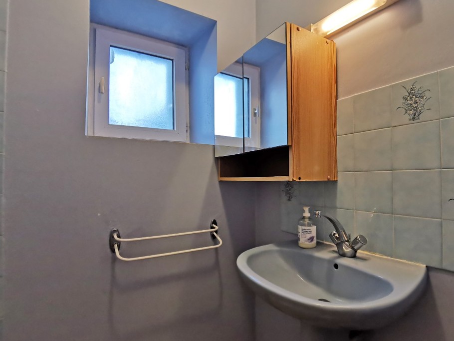 Au RDC - wc indépendant et salle d'eau
