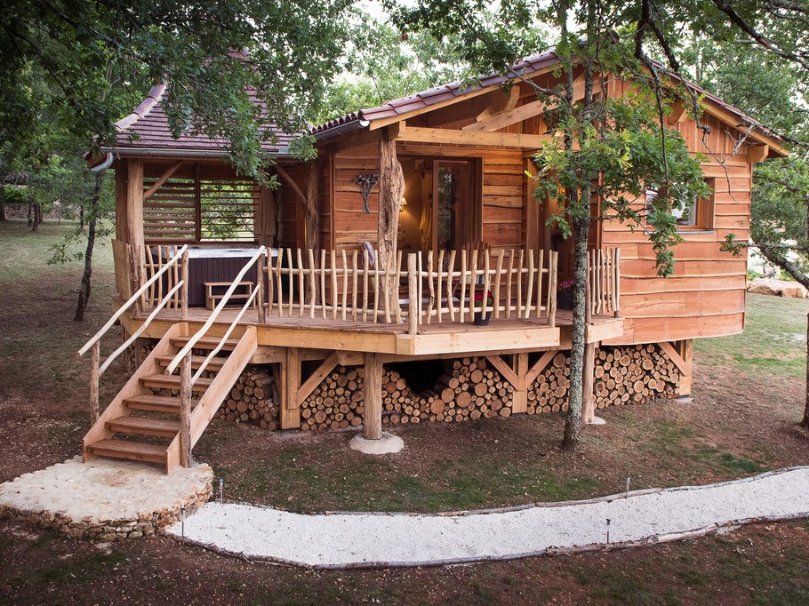 La Cabane Mélèze Le Lion d'Or Mauzac et Grand Castang 24150 Dordogne Clévacances