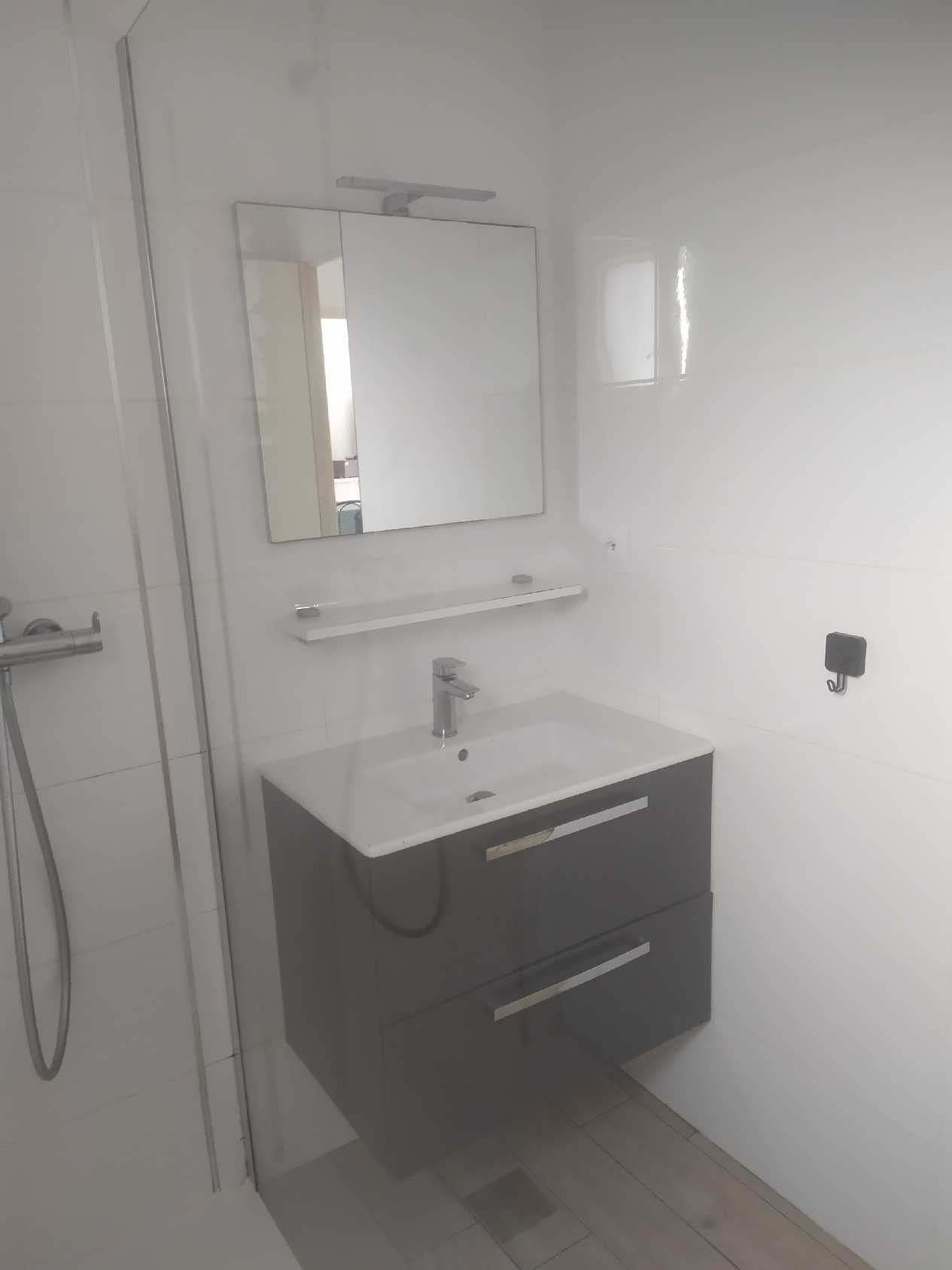 CHAMBRE REZ DE CHAUSSE