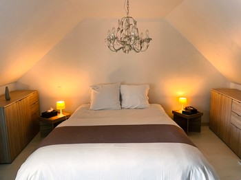 Room for 2 people