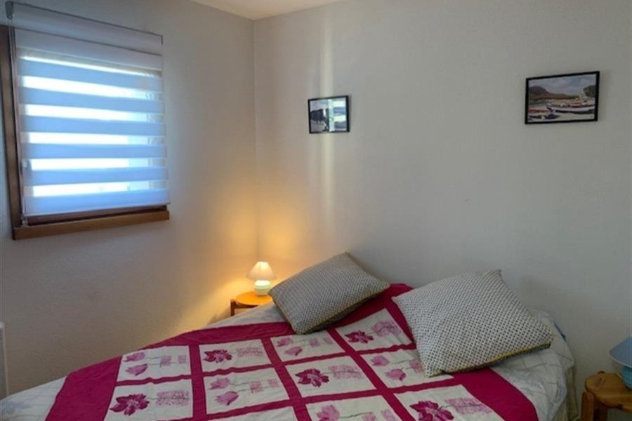 Chambre 1 avec deux lits en 80 modulables en un lit en 160