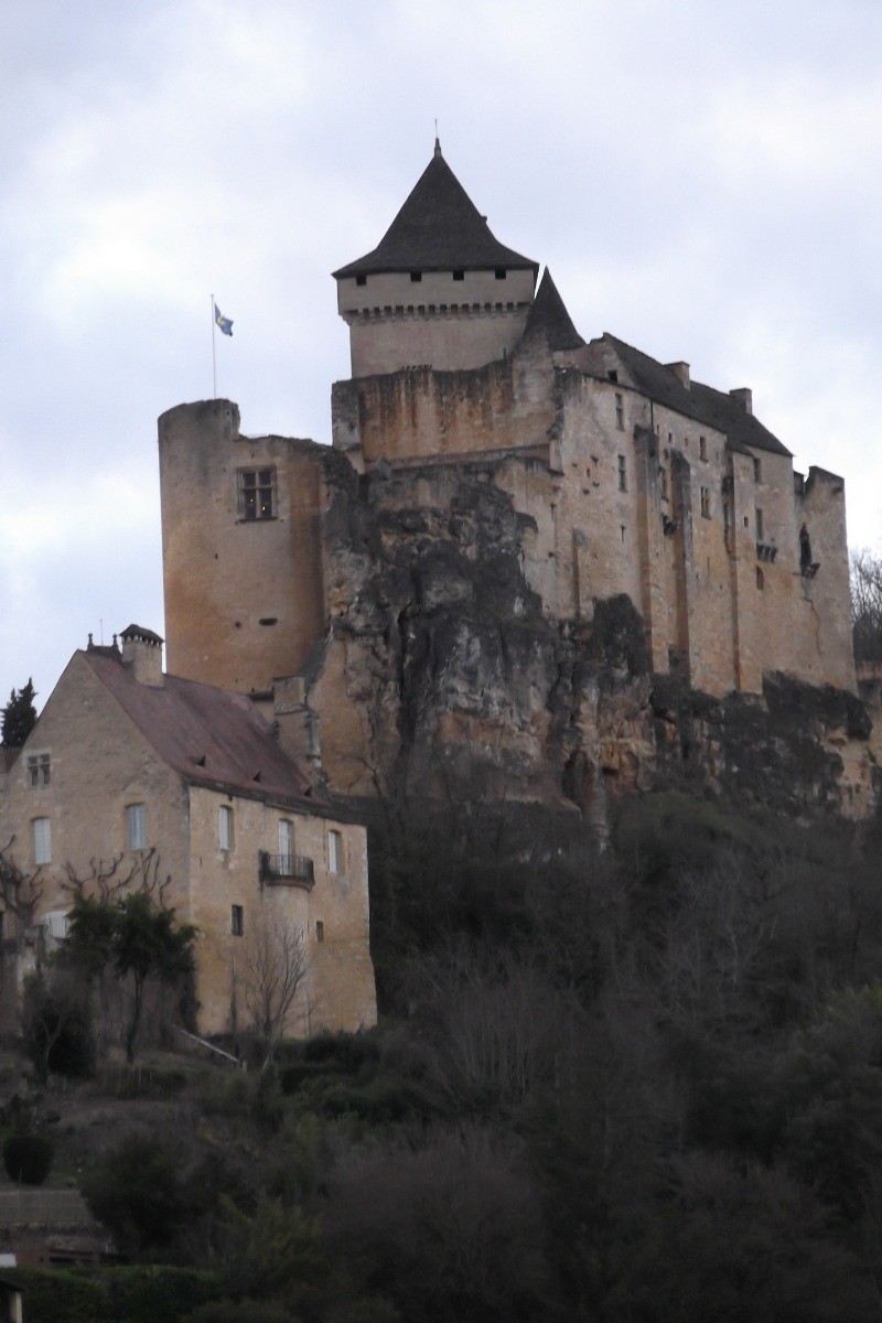 chateau de Castelnaud (6 kms)