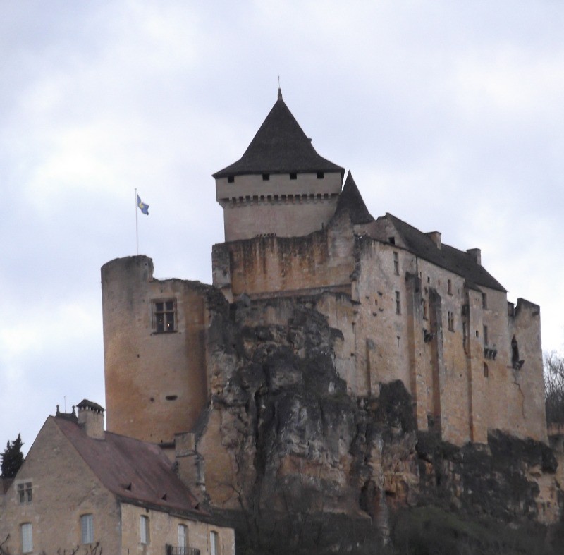 chateau de Castelnaud (6 kms)