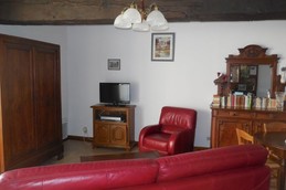 Maison au cœur du bourg de Genouillac en Creuse