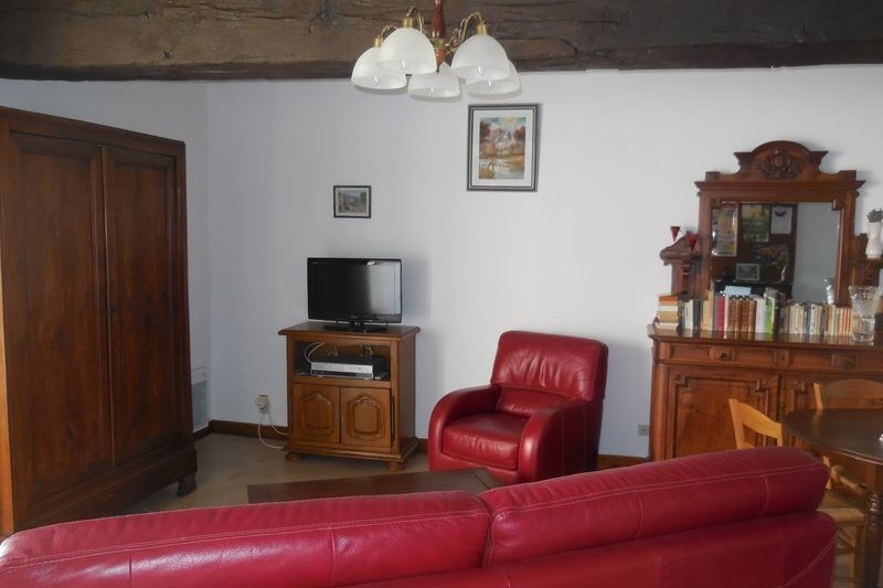 Maison au cœur du bourg de Genouillac en Creuse