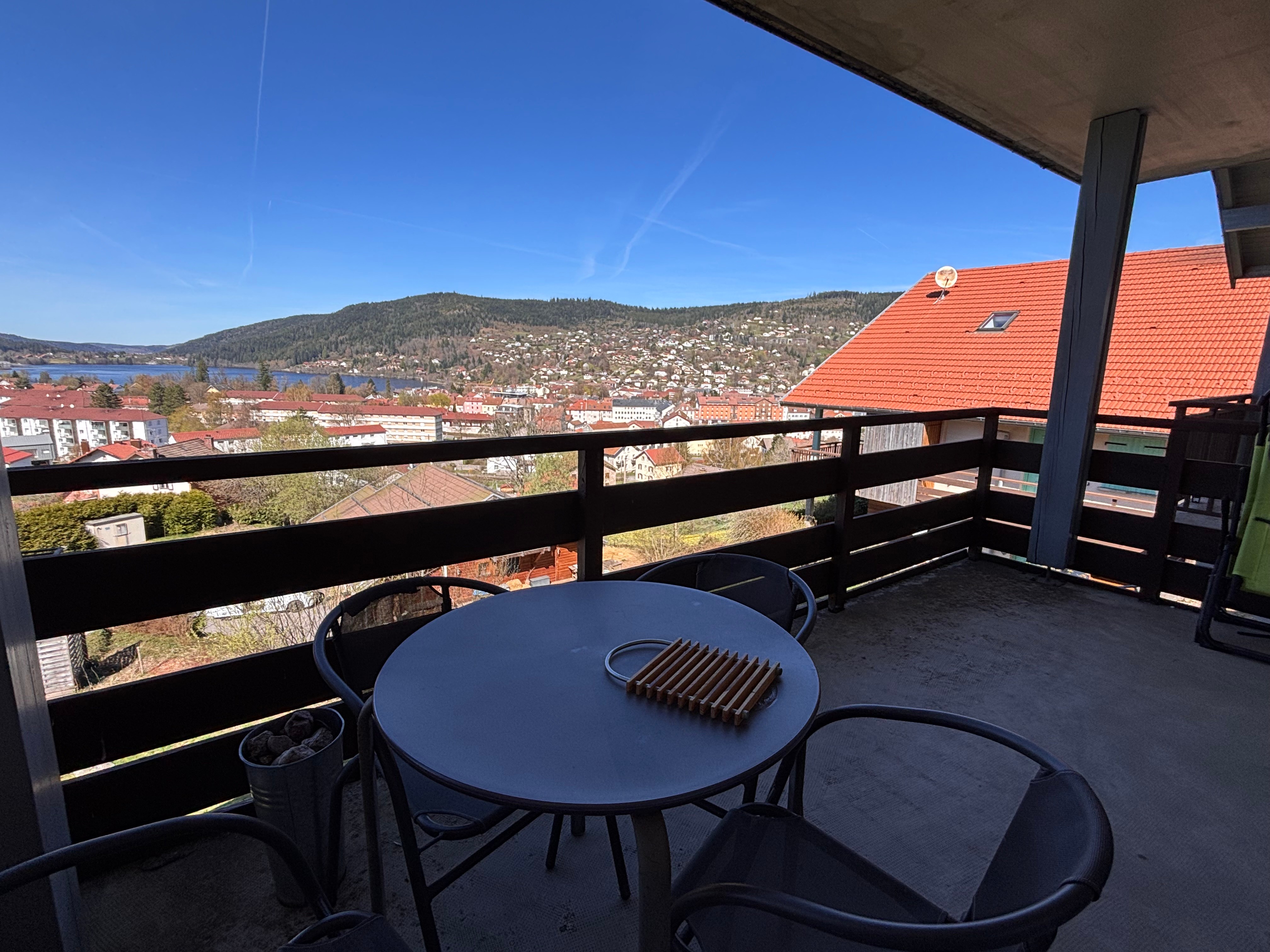 Terrasse avec vue - Appartement avec terrasse à Gérardmer