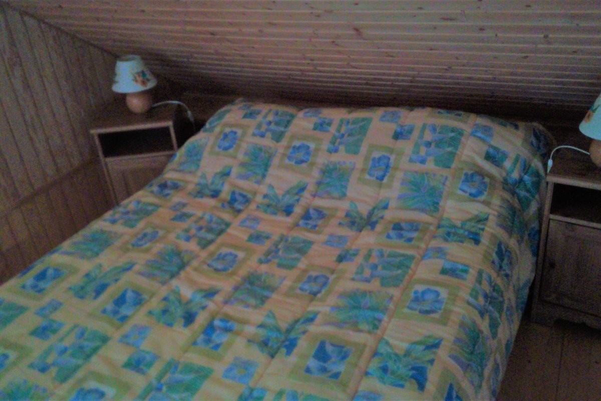 CHAMBRE 1 ETAGE
