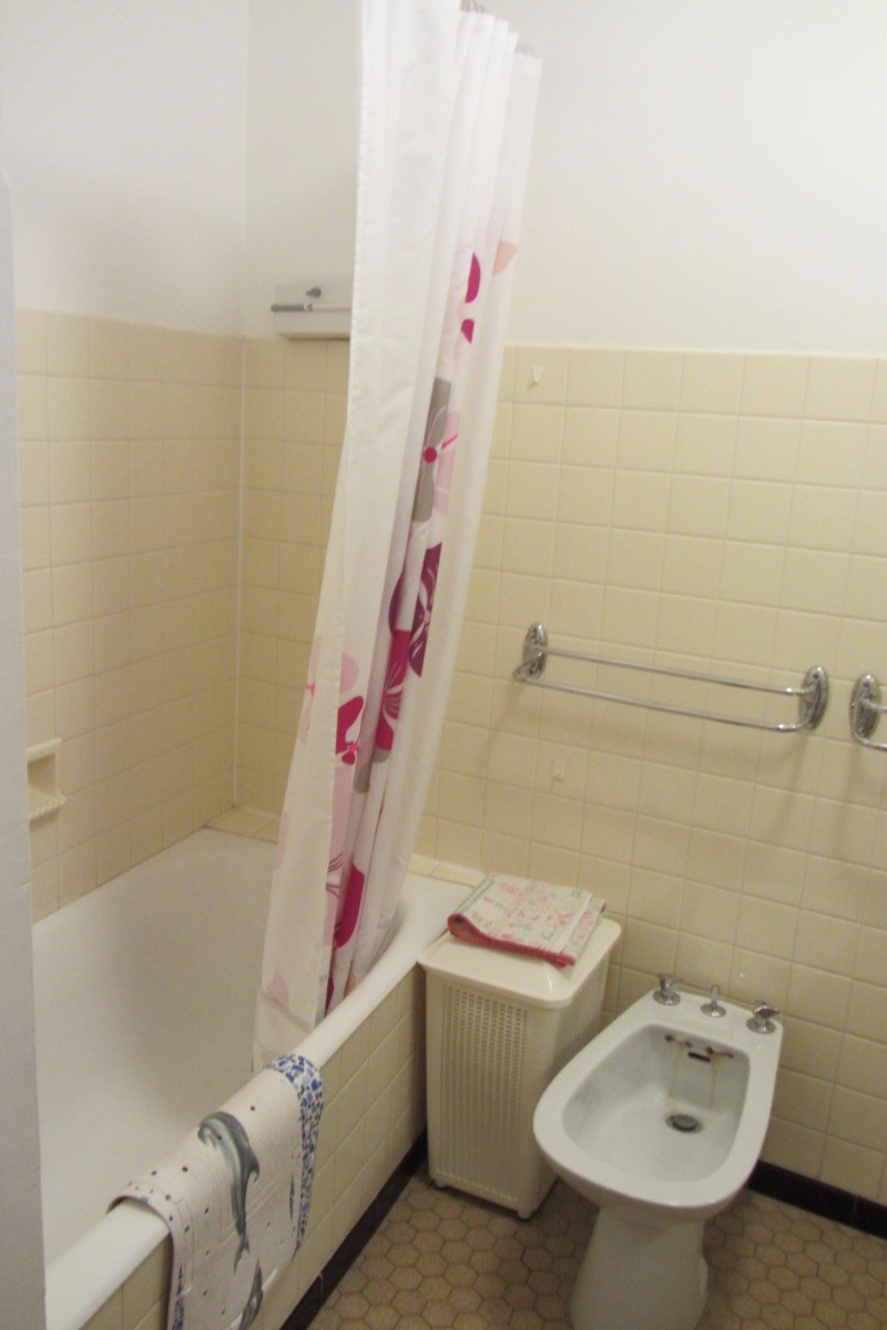 Salle de Bains avec baignoire