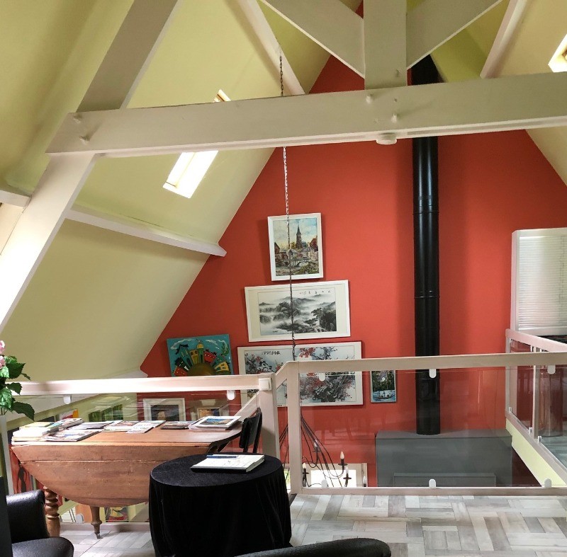 Petit coin salon sur mezzanine