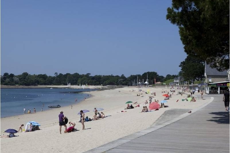 La plage a deux pas de la résidence