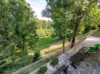 Terrasse et jardin - Bienvenue au Pays de Jeanne