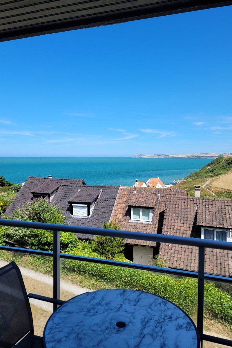 vue sur mer de la terrasse arrière
