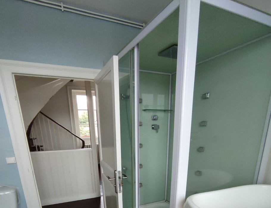 Salle de douche - 1er étage