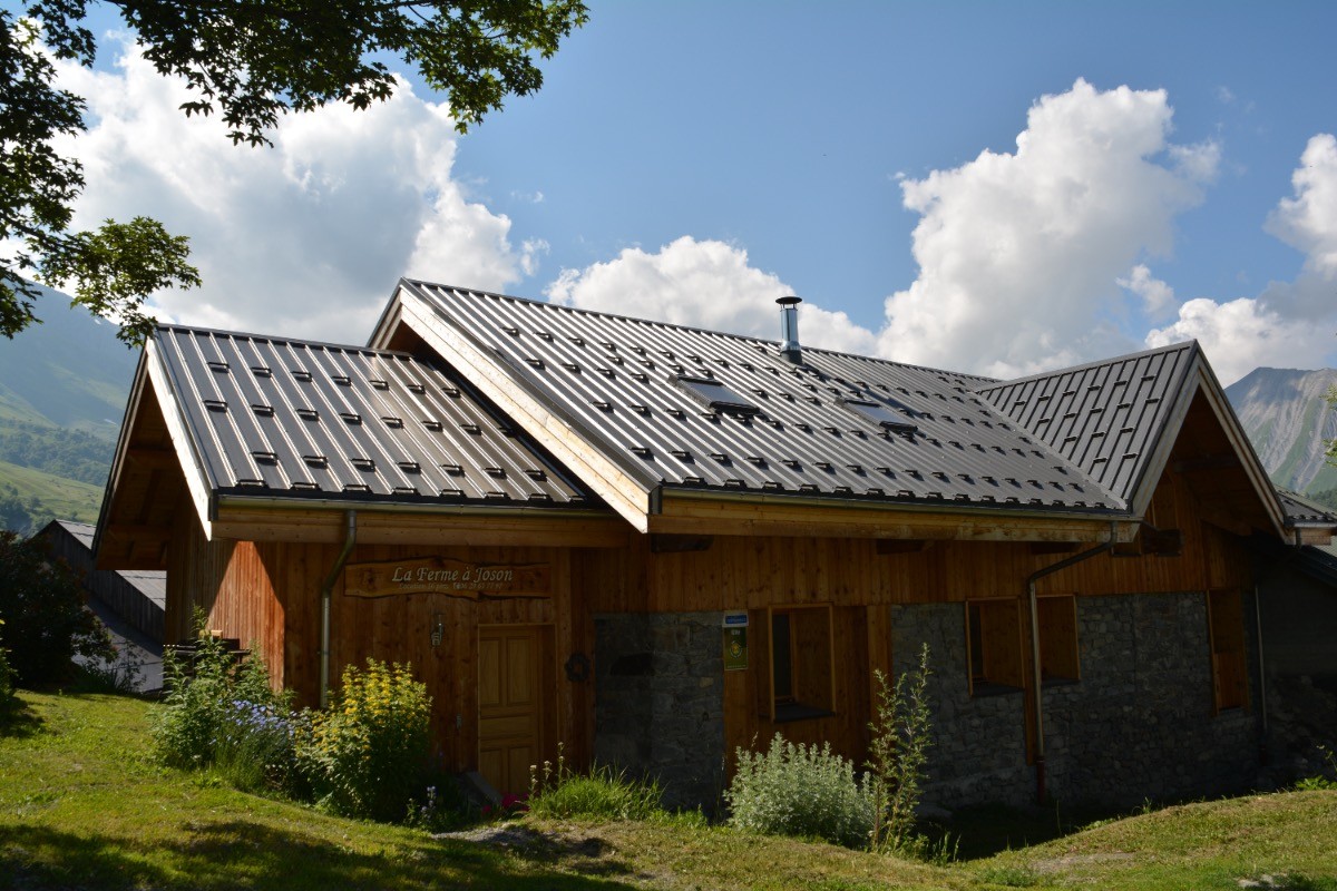 Chalet vue en été