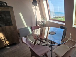 Flat in Bernières sur Mer facing the sea