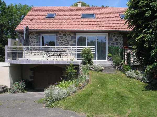 Aloreedubois, gîte 6 pers., Saint Ours les Roches, Puy de Dôme, Extérieur