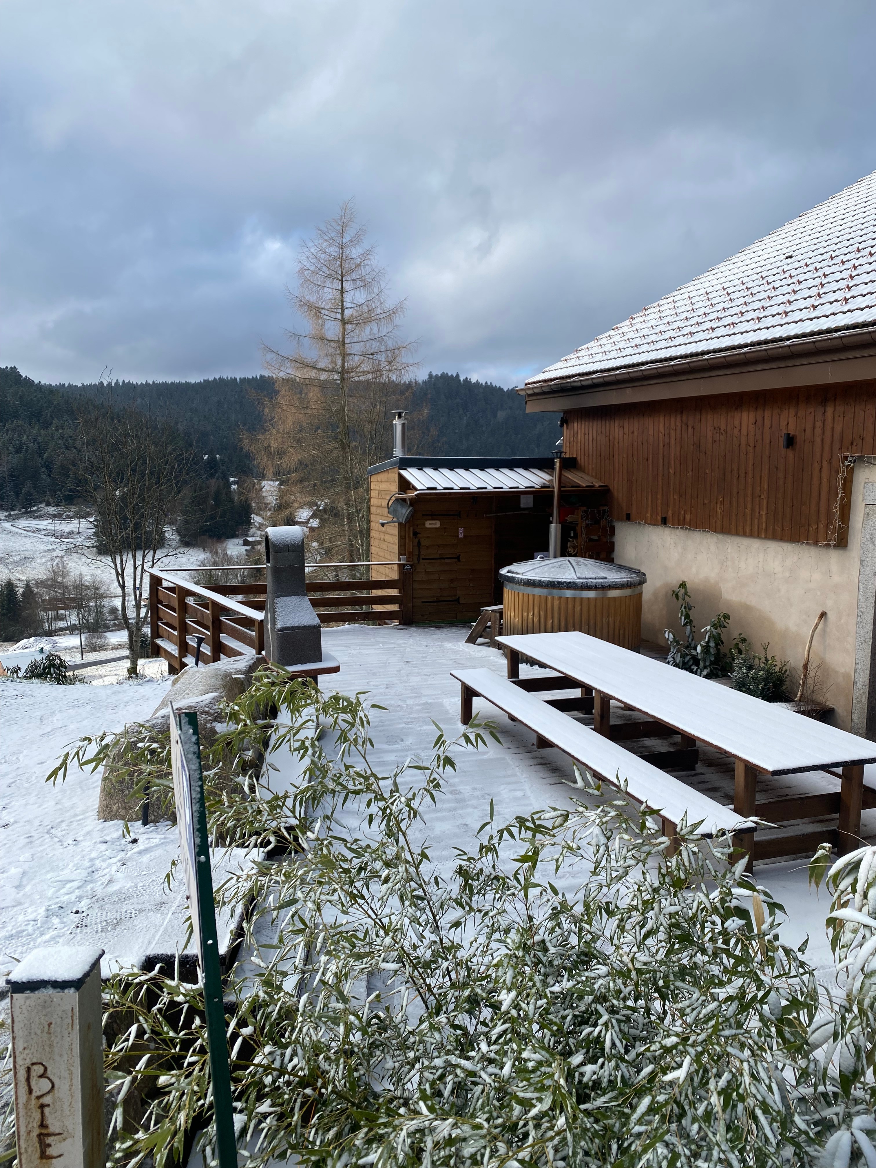 Gîte de groupe Fenil-Logis, ferme entièrement rénovée - Gîtes Digitale
