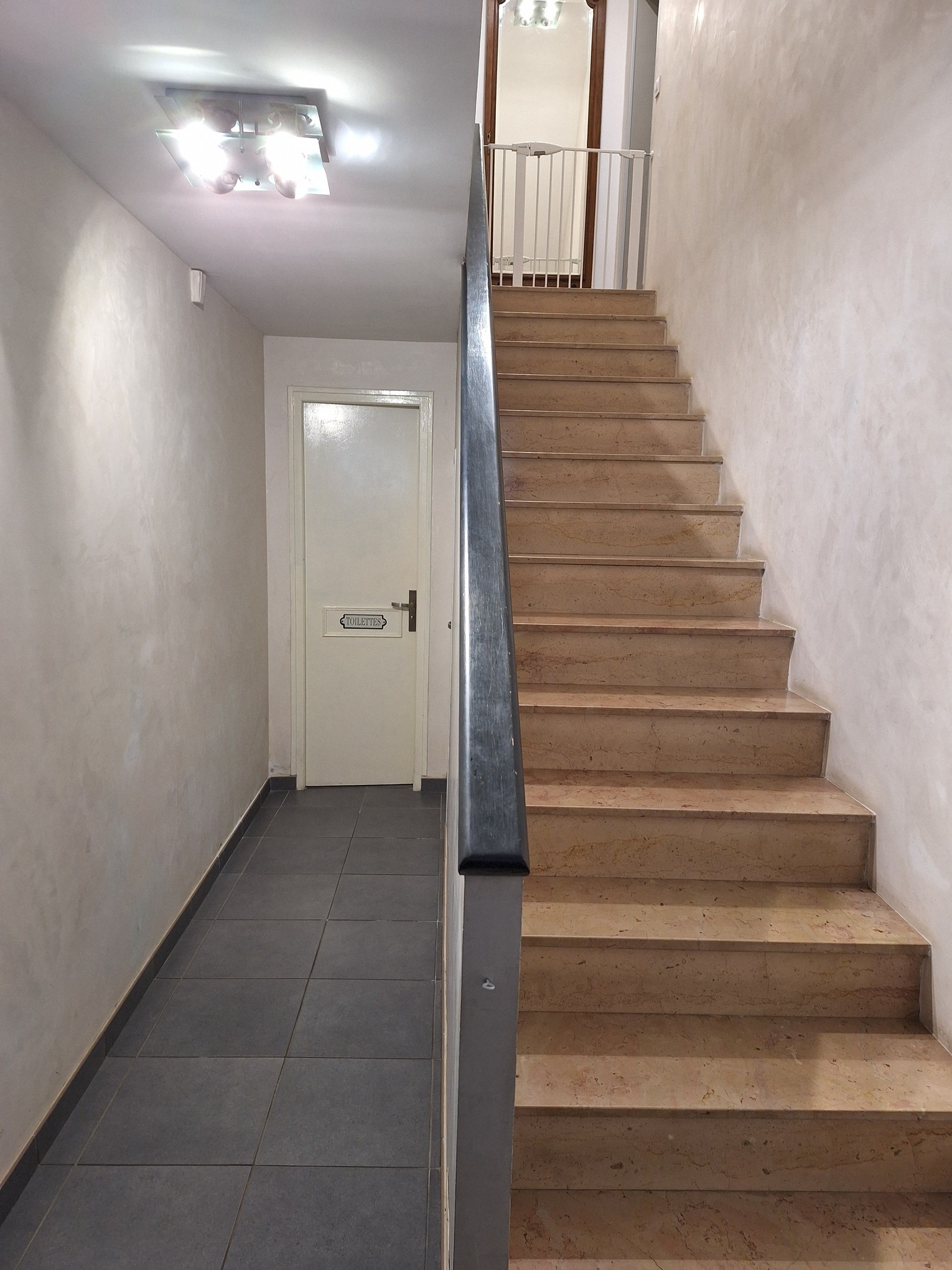 acces 1er étage