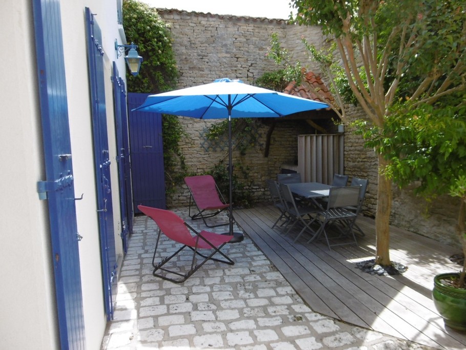 terrasse et cour intérieure