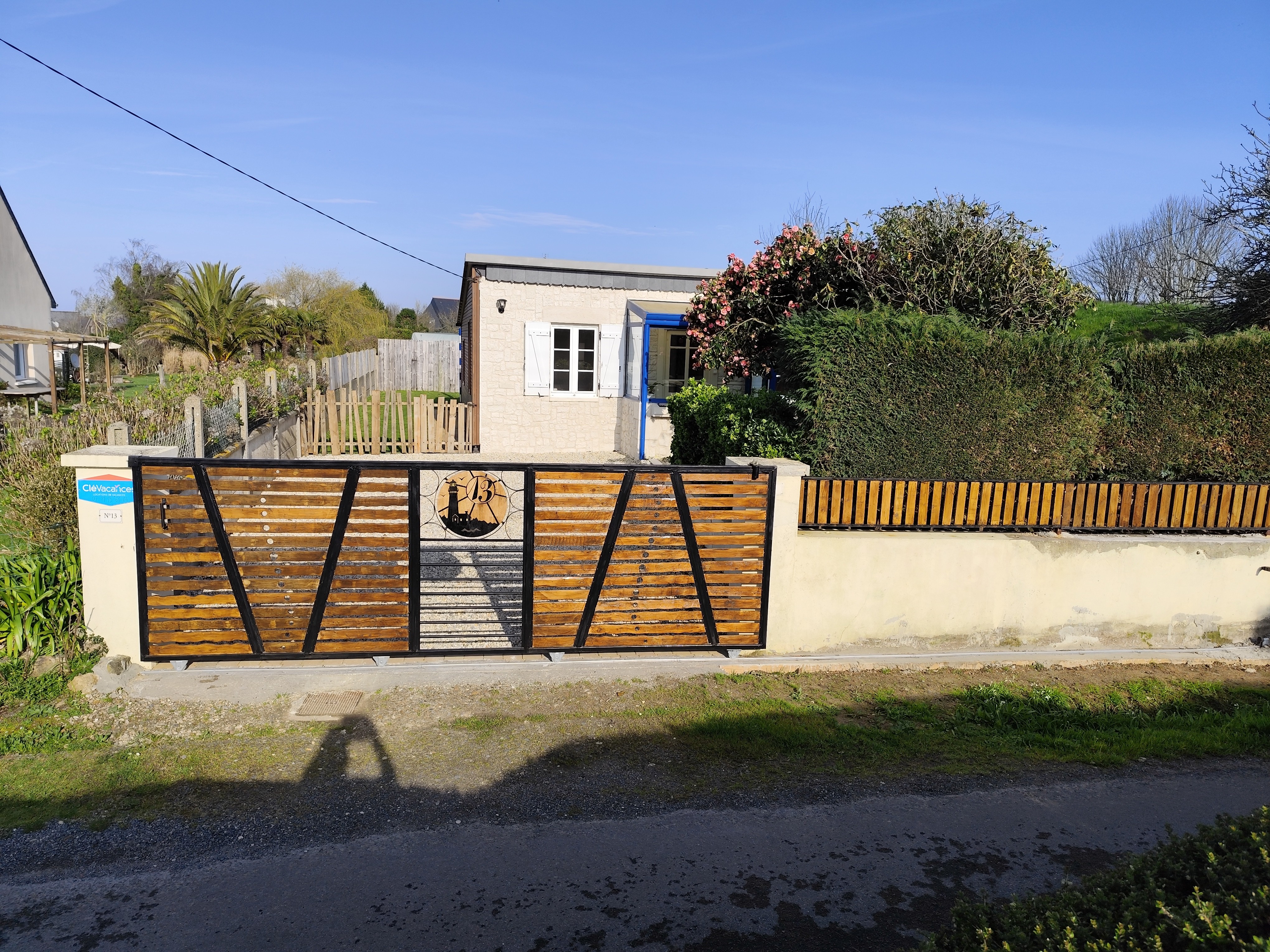 Enclosed garden