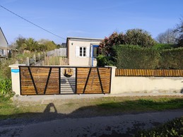 Enclosed garden