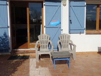 Terrasse privée 20 m2 salon de jardin, barbecue