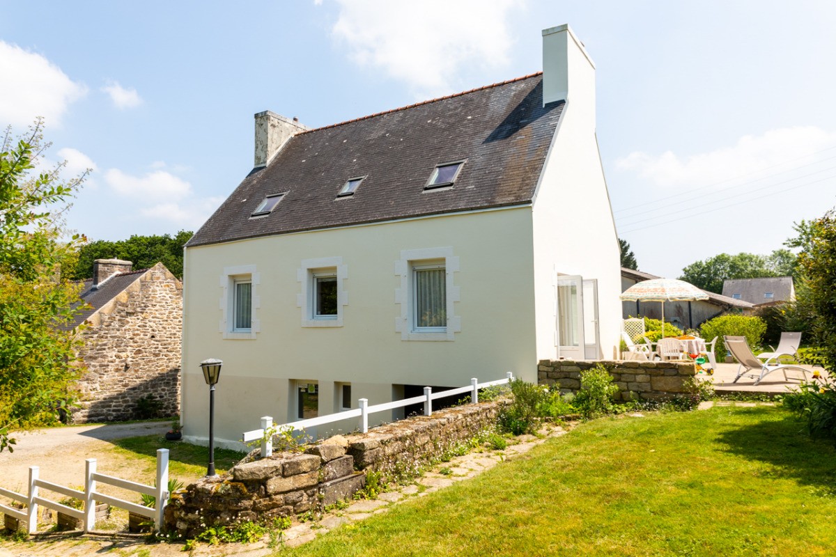 Le gite Ty-Héol à Landudec avec la terrasse