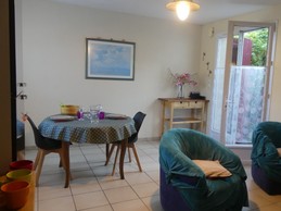 Espace salon, repas, cuisine