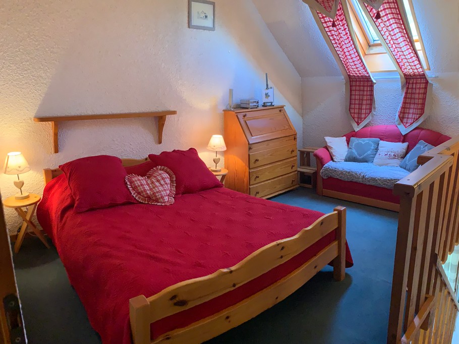 Chambre 1 en mezzanine lit en 140 X 190