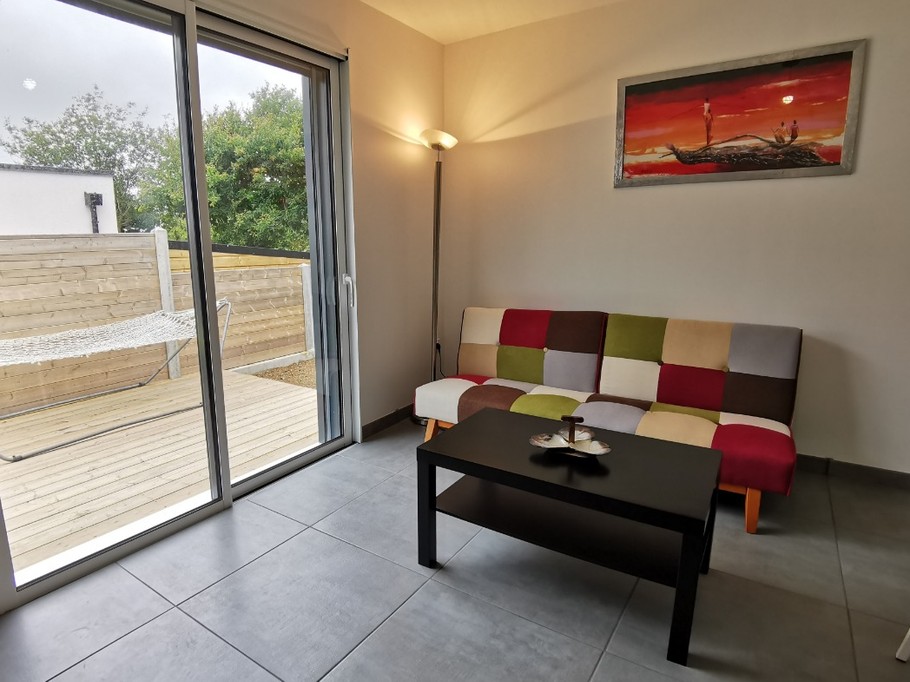 Lounge area with TV