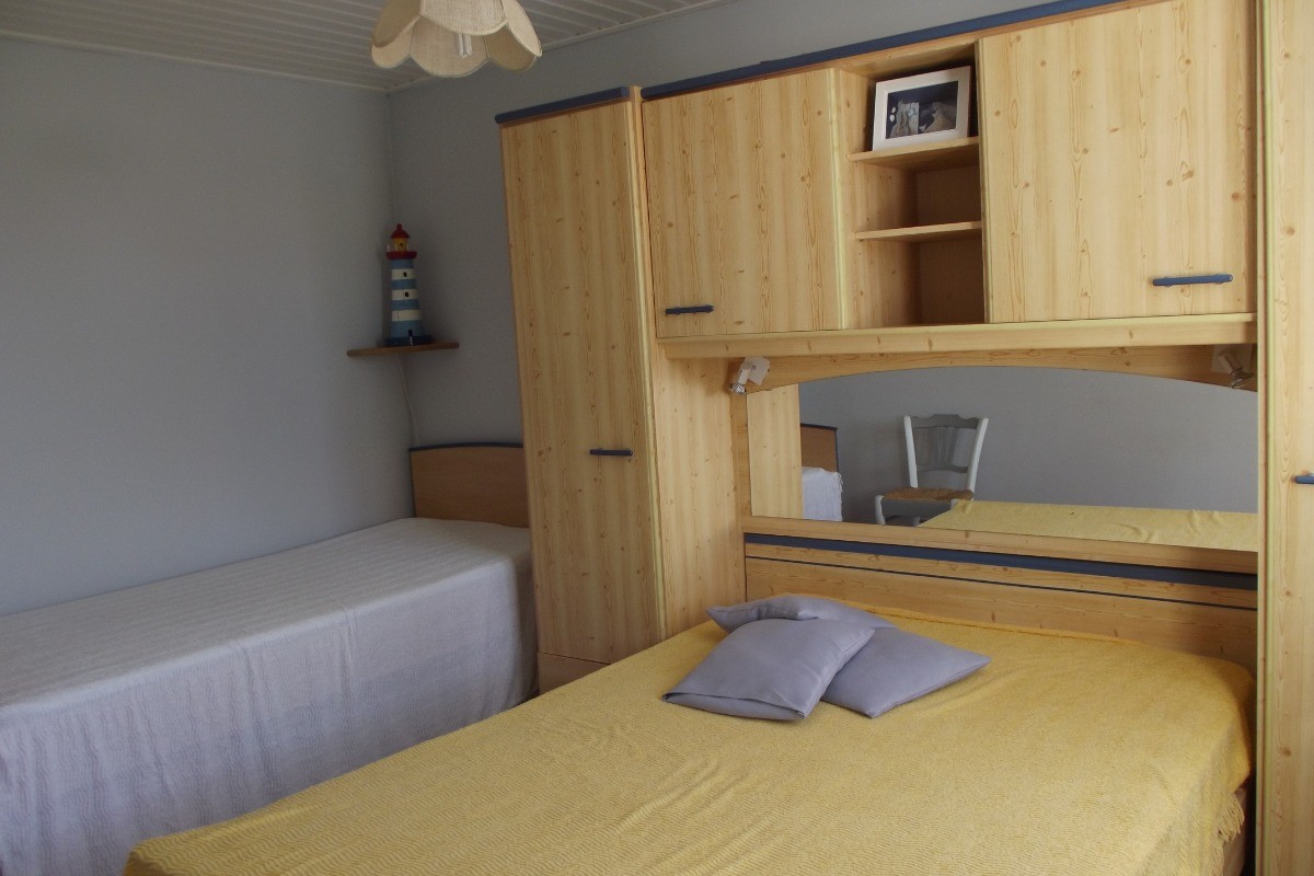Chambre lit en 140 + lit en 90