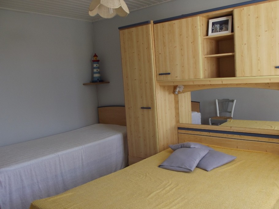 Chambre lit en 140 + lit en 90