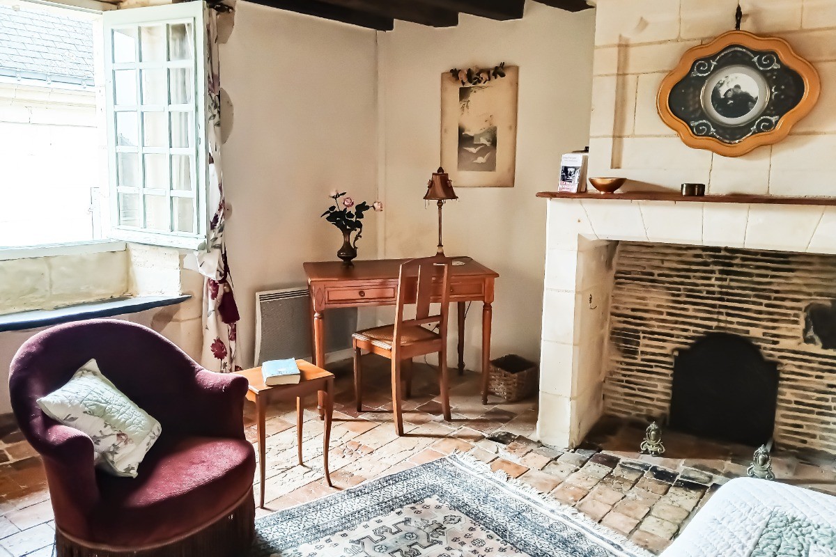 Chambre parentale R+1 (bureau)