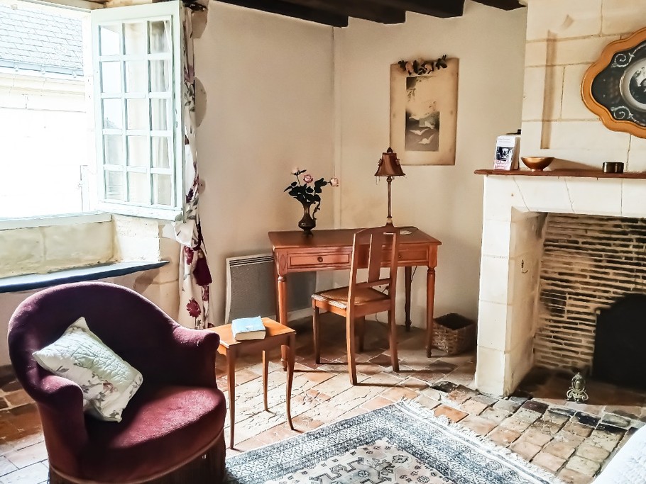 Chambre parentale R+1 (bureau)