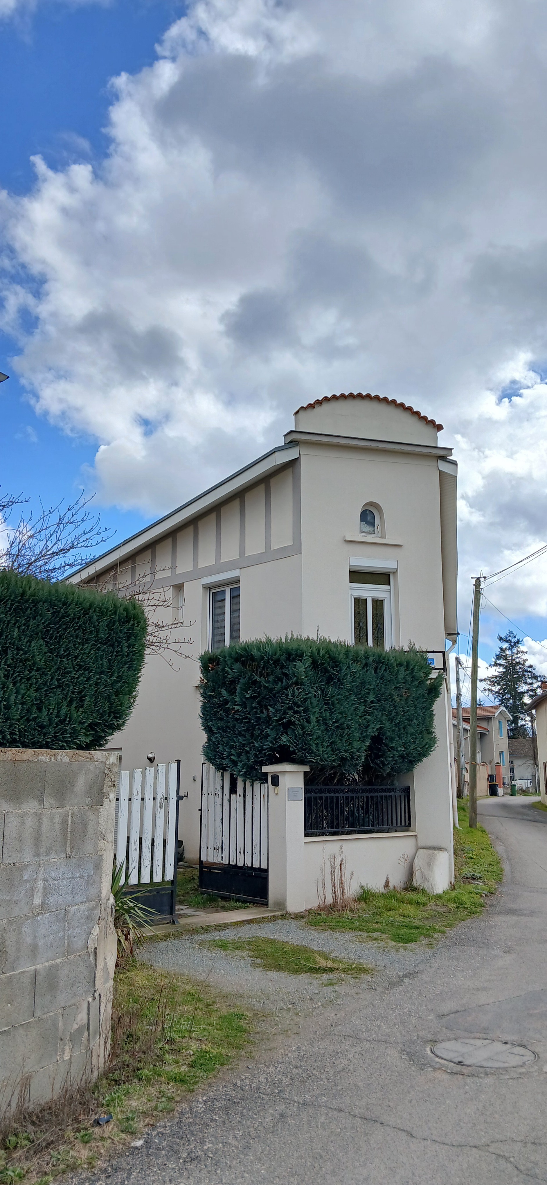 La Maison Triange, appartement 2 à 4 personnes, Montrond les Bains