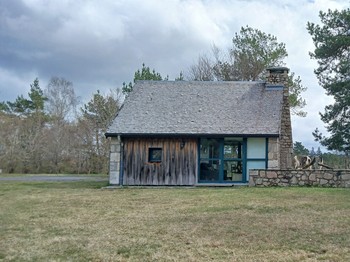 Etang de Farges, Saint Germain près Herment, Chalet Bleu - Extérieur