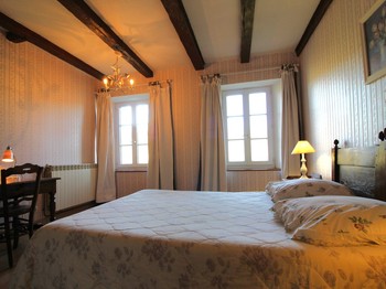 Maison d’Hôtes de Charme du XVIIIᵉ siècle, à Maizières