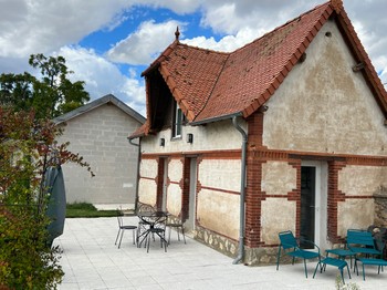 Le Gite Rouge et sa terrasse