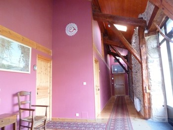 couloir et entée des chambres