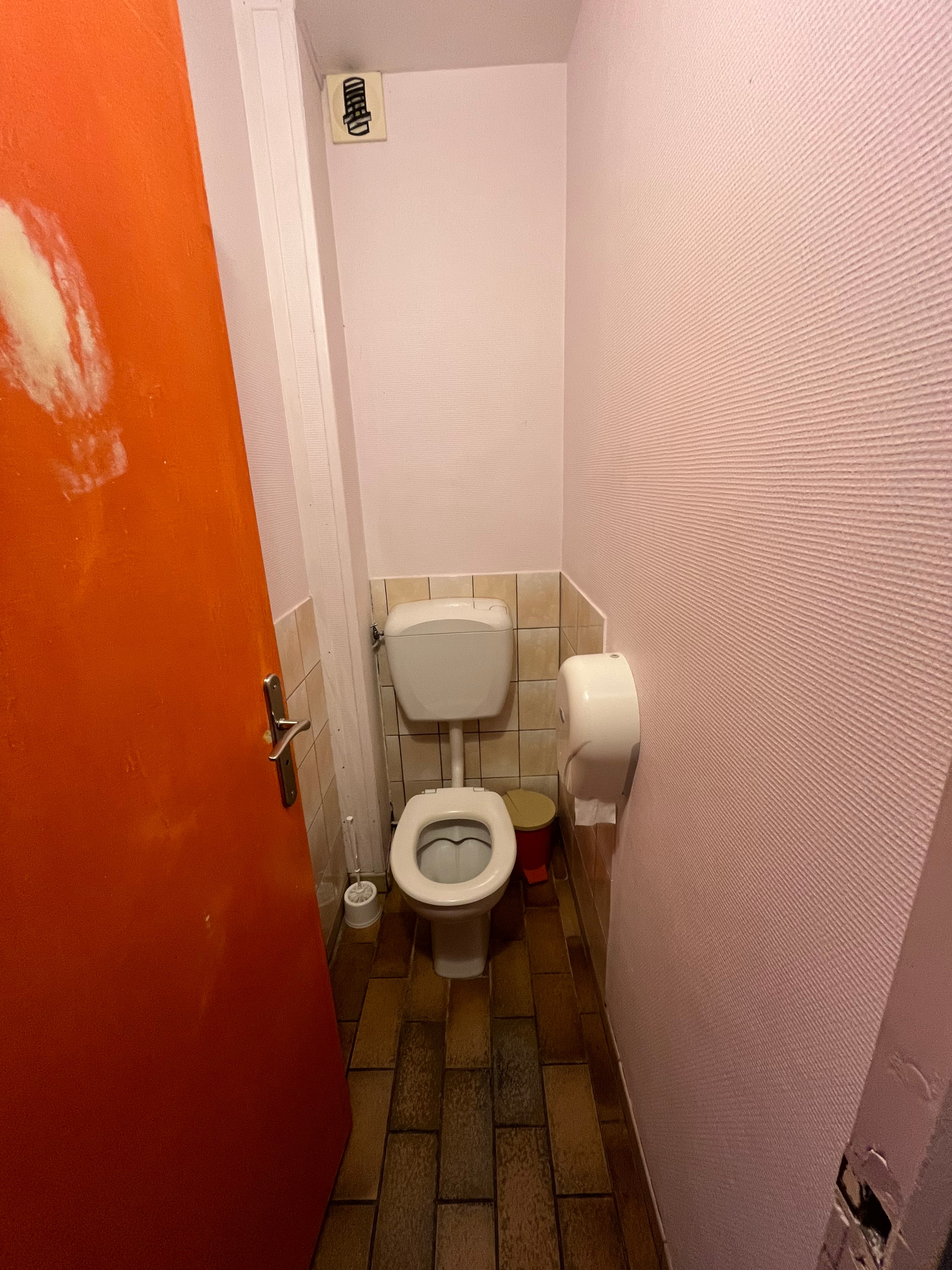 Gîte les Bruyères La chapelle Montligeon  WC