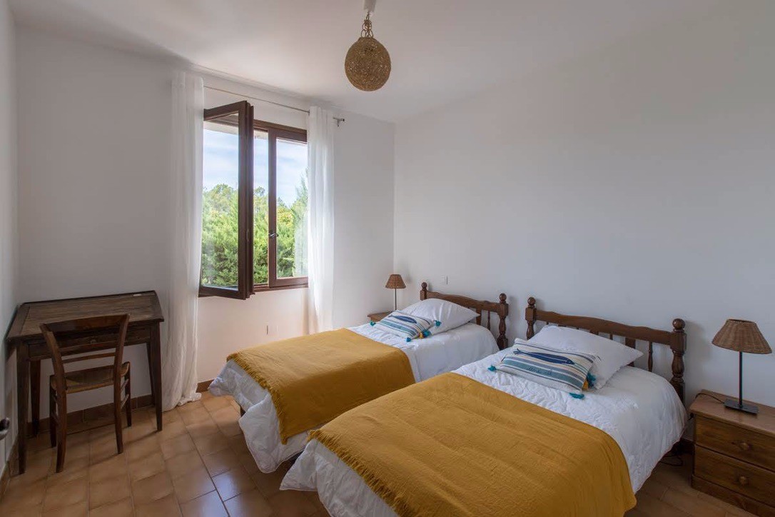 Chambre avec 2 lits simples