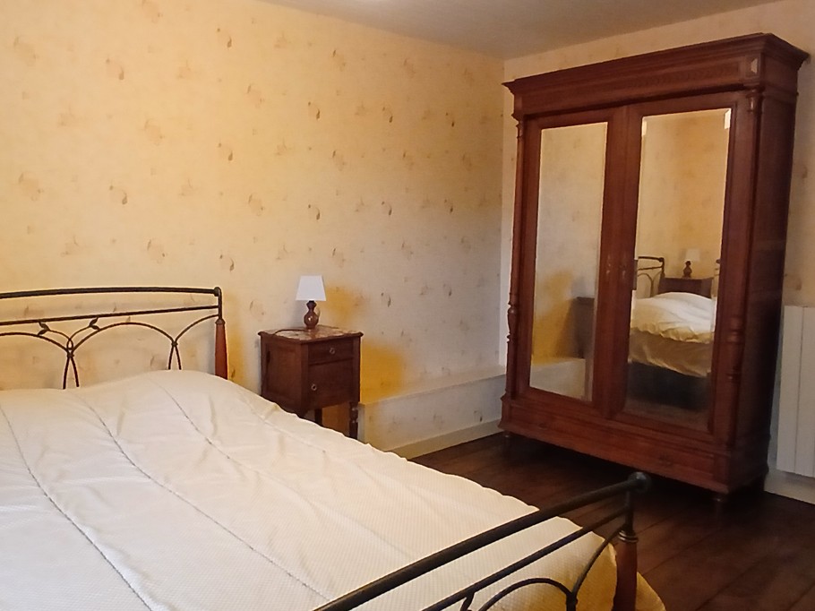 Gîte La Betoulle : Bedroom 2