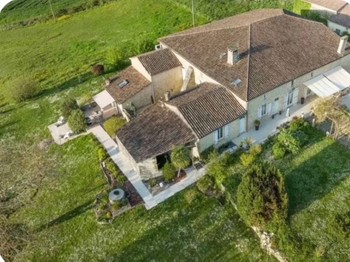 Gite Sauternes with Spa for 2 people in the middle of the vineyards, Le Mas réolais in Gironde